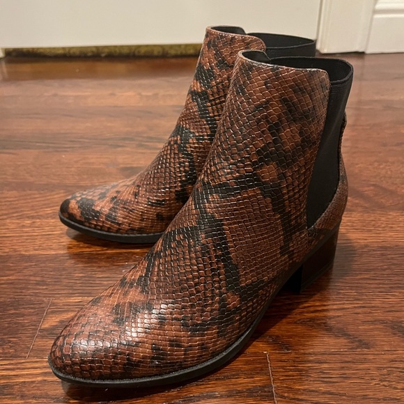 Call it Spring Booties - Picture 1 of 12